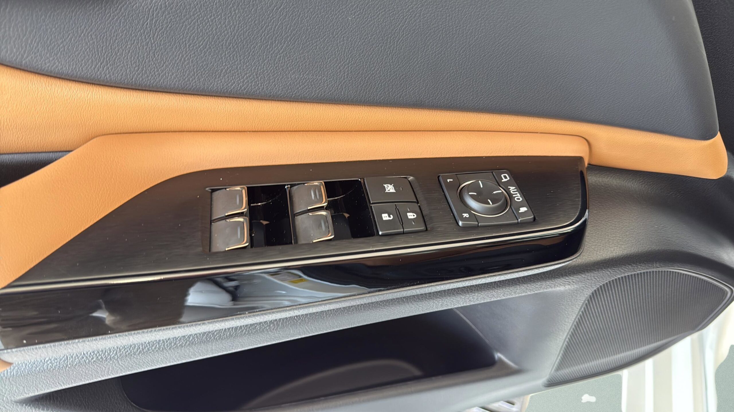 2025 Lexus ES ES 350