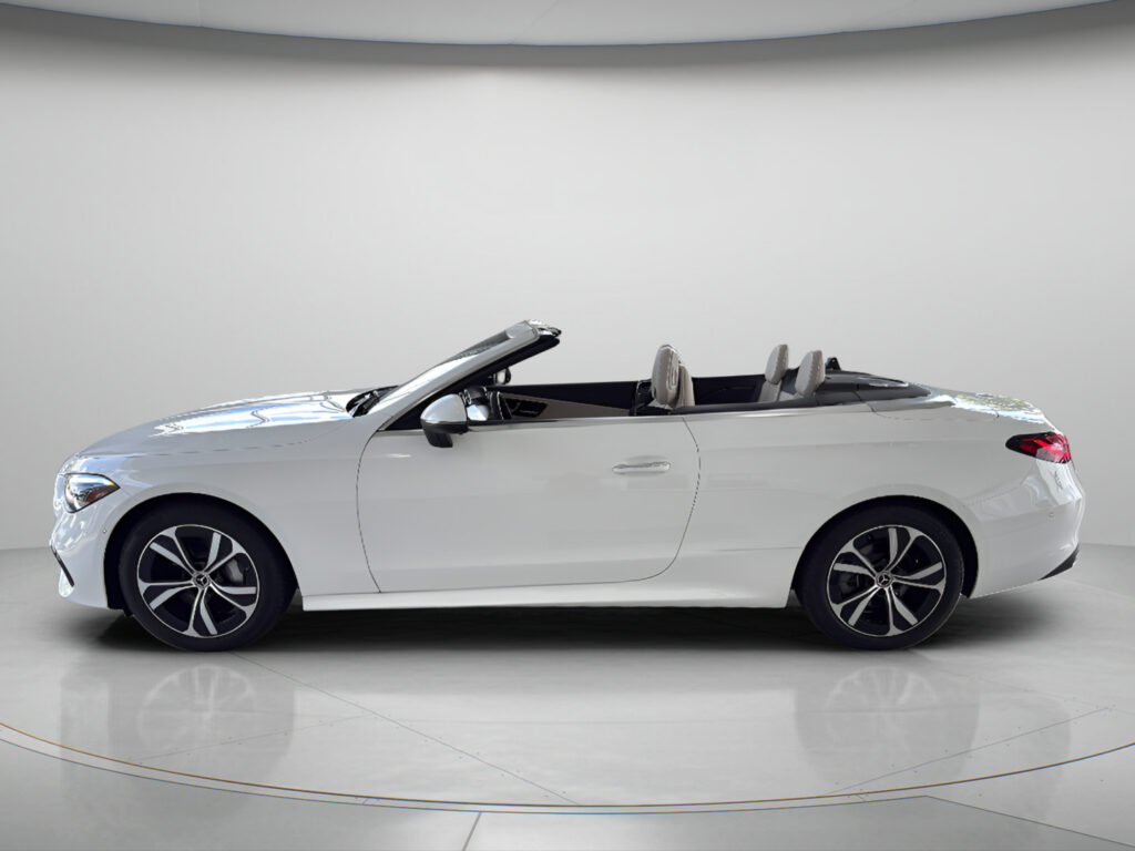 2026 Mercedes-Benz  CLE 300