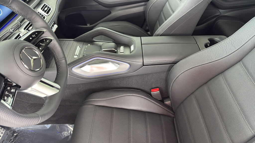2026 Mercedes-Benz  GLS 450