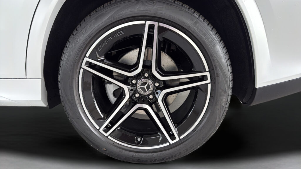 2026 Mercedes-Benz  GLS 450