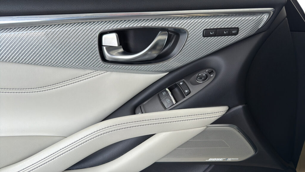 2018 INFINITI Q60 RED SPORT 400