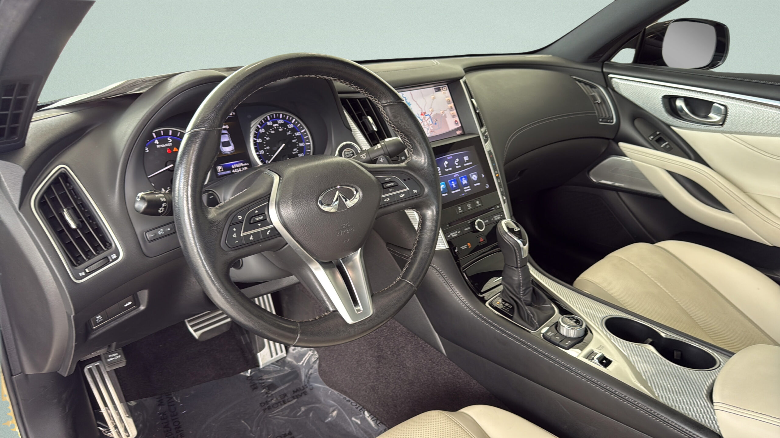 2018 INFINITI Q60 RED SPORT 400