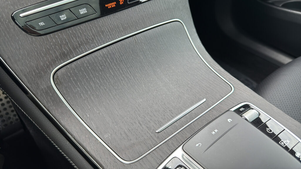 2021 Mercedes-Benz  GLC 300