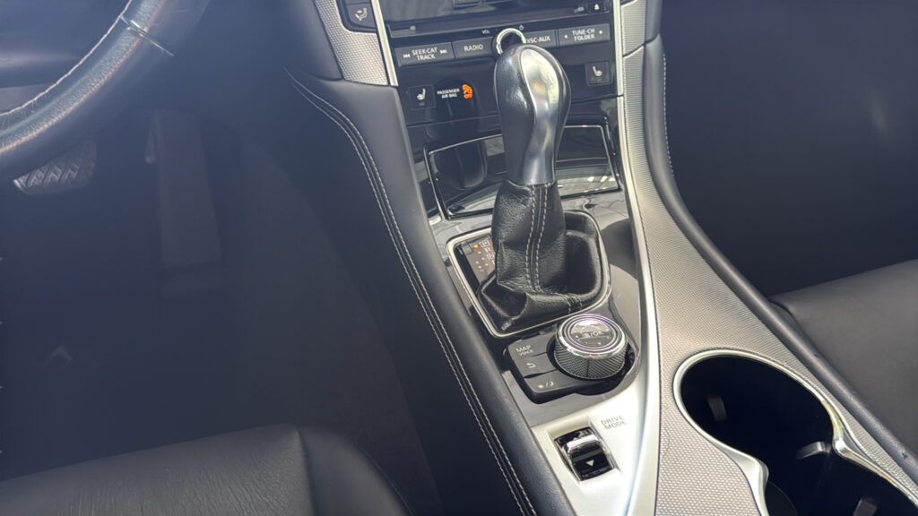2015 INFINITI Q50 Premium