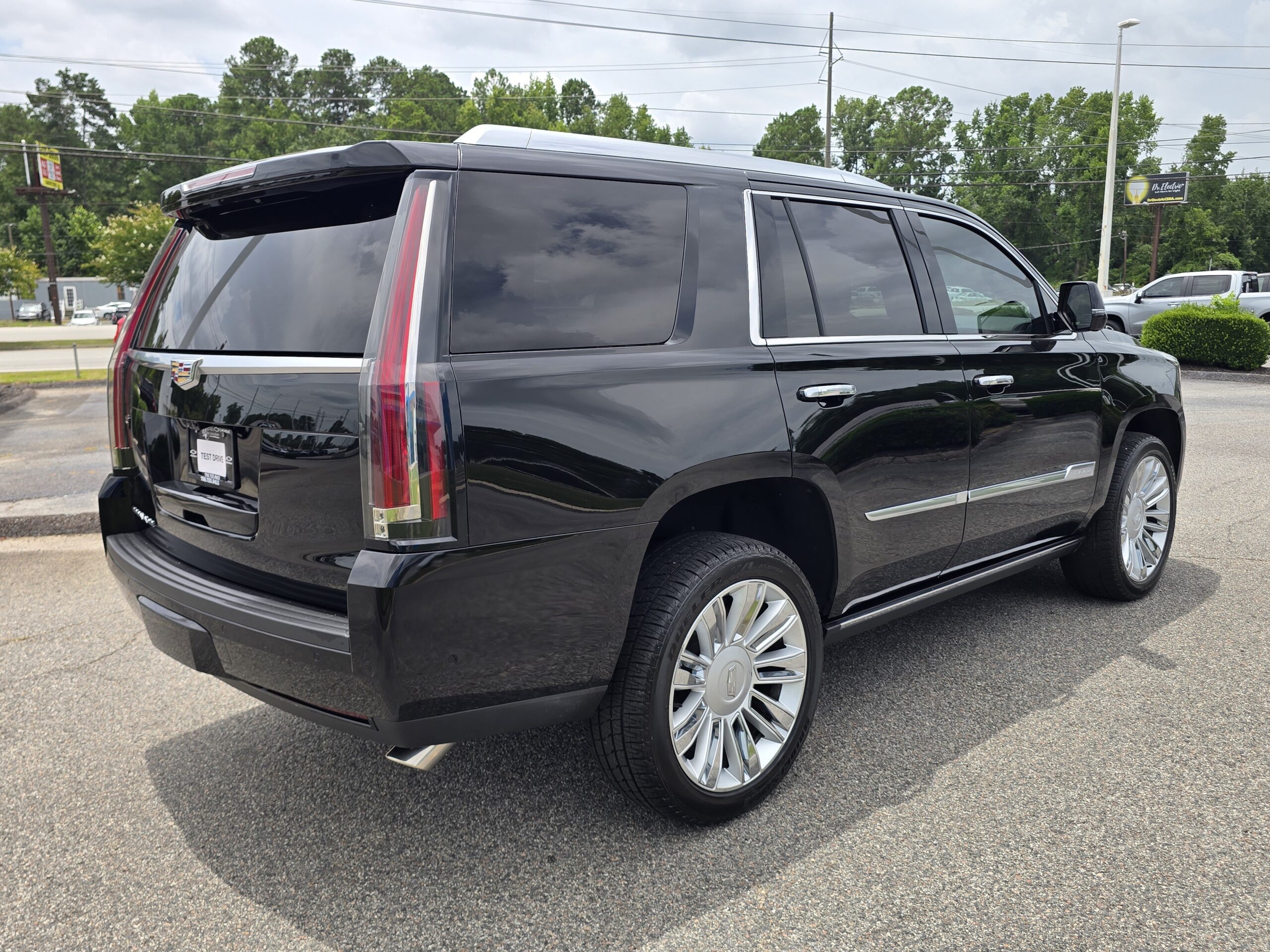 2017 Cadillac Escalade Platinum