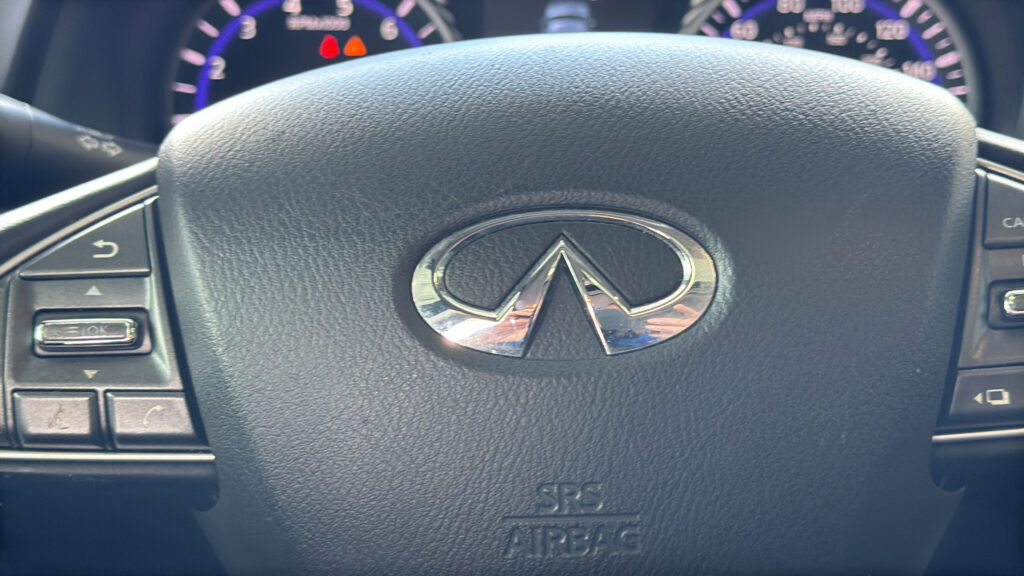 2015 INFINITI Q50 Premium