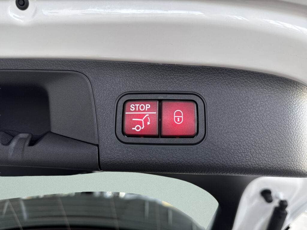 2026 Mercedes-Benz  GLA 250