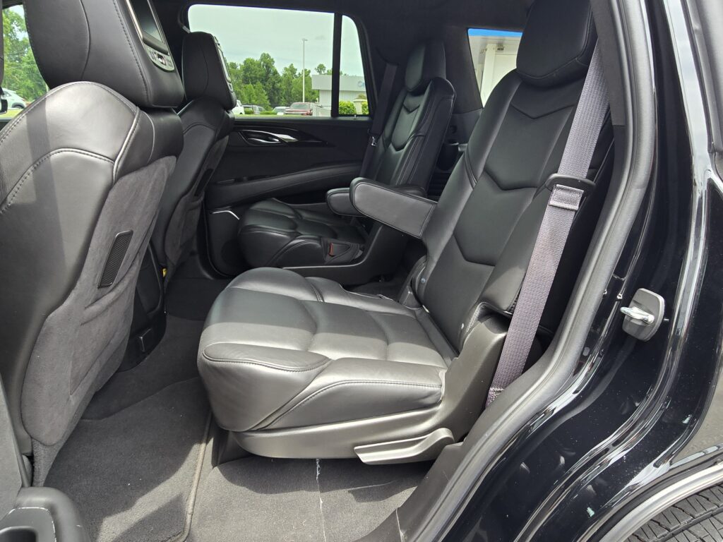 2017 Cadillac Escalade Platinum