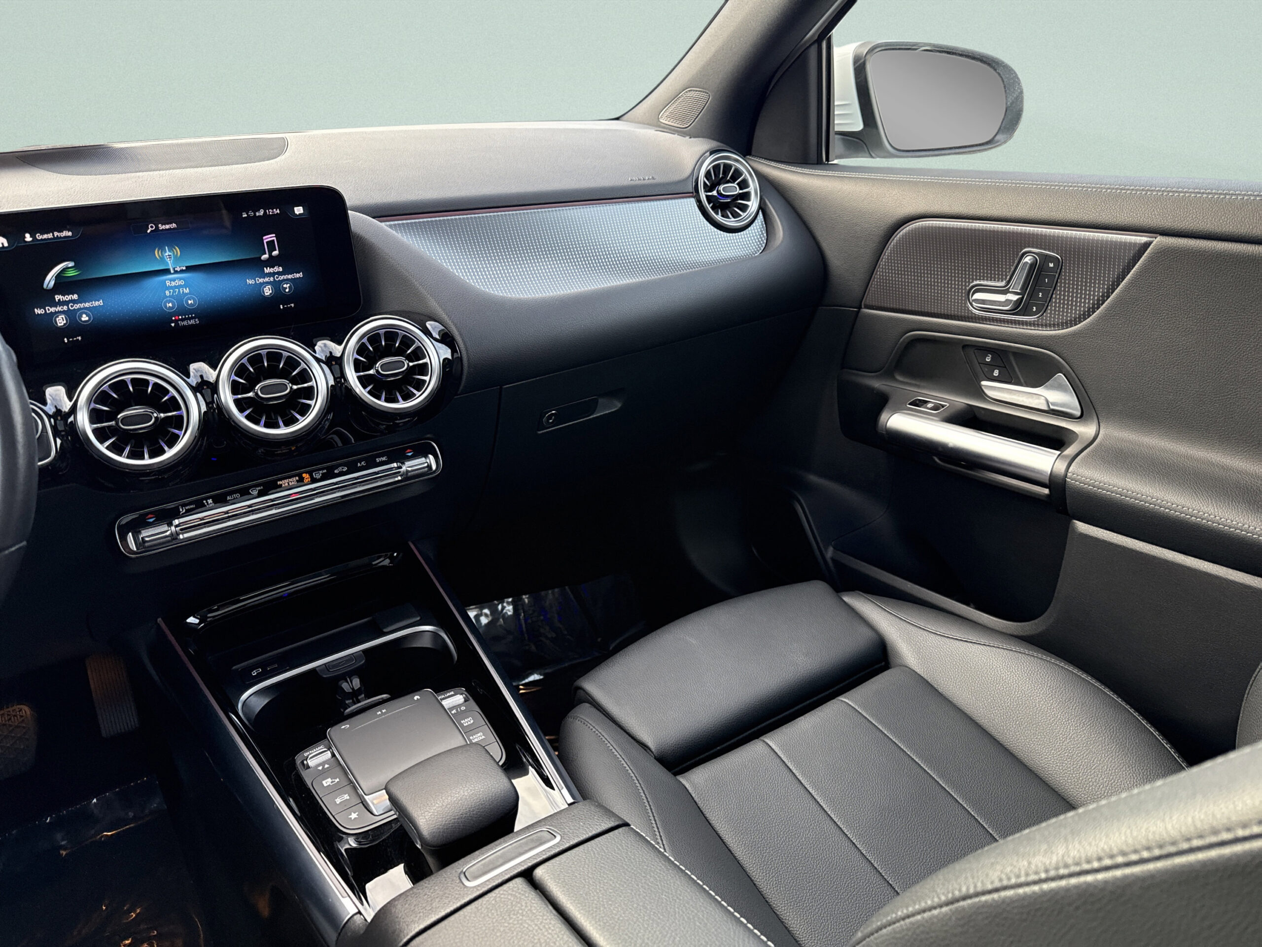 2023 Mercedes-Benz  GLA 250