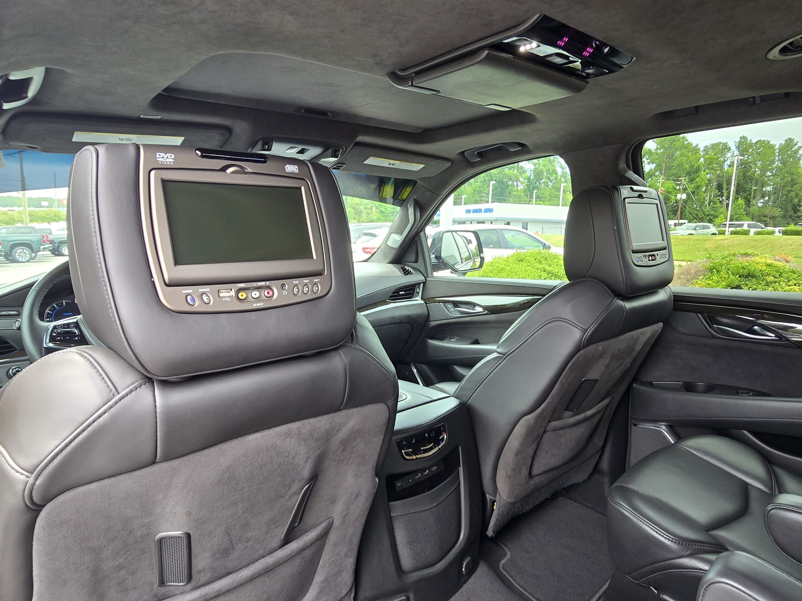 2017 Cadillac Escalade Platinum