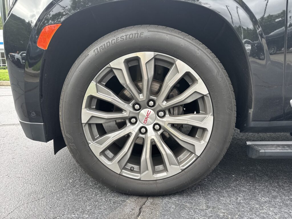 2024 GMC Yukon XL Denali