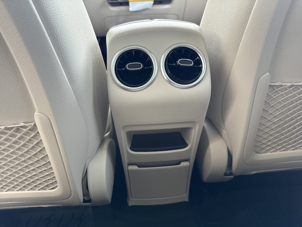 2026 Mercedes-Benz  GLA 250