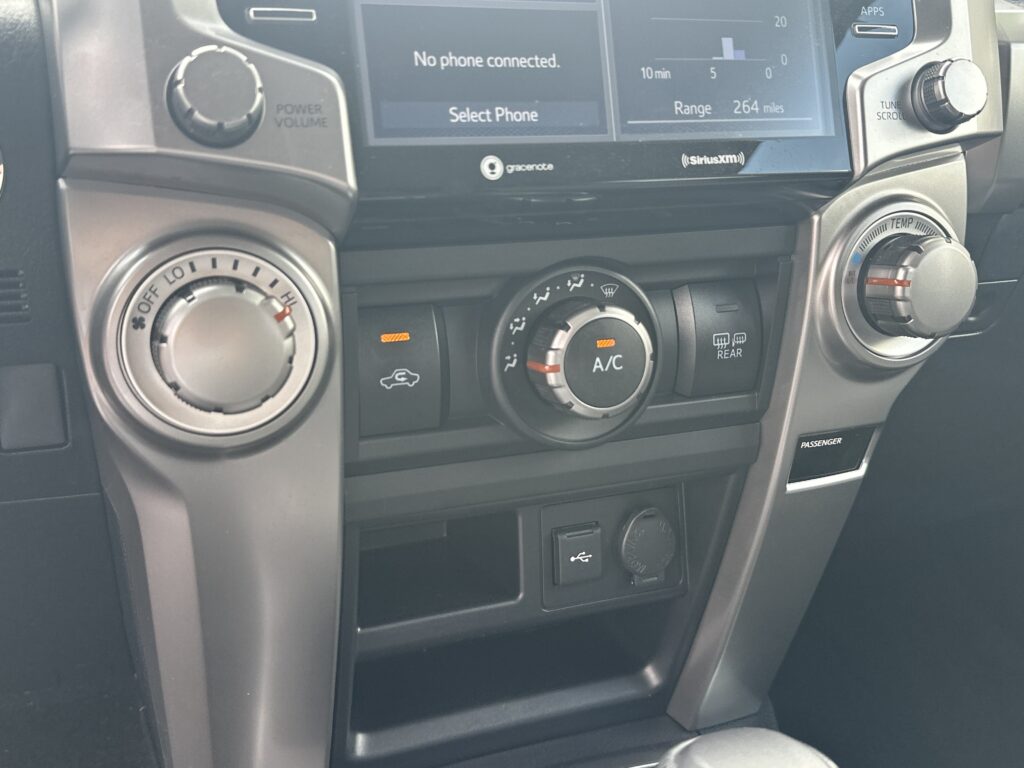 2022 Toyota 4Runner SR5