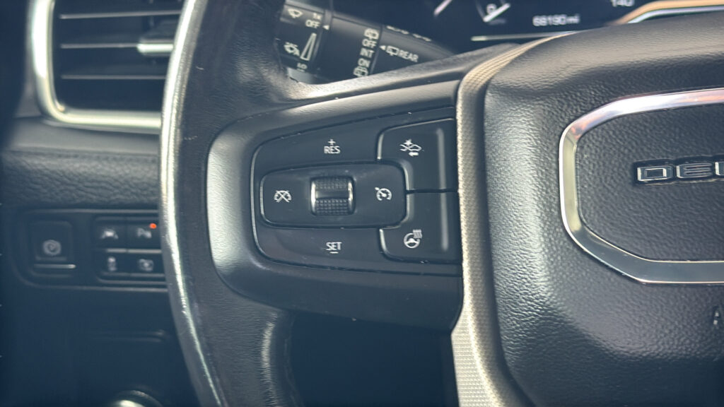 2022 GMC Yukon XL Denali
