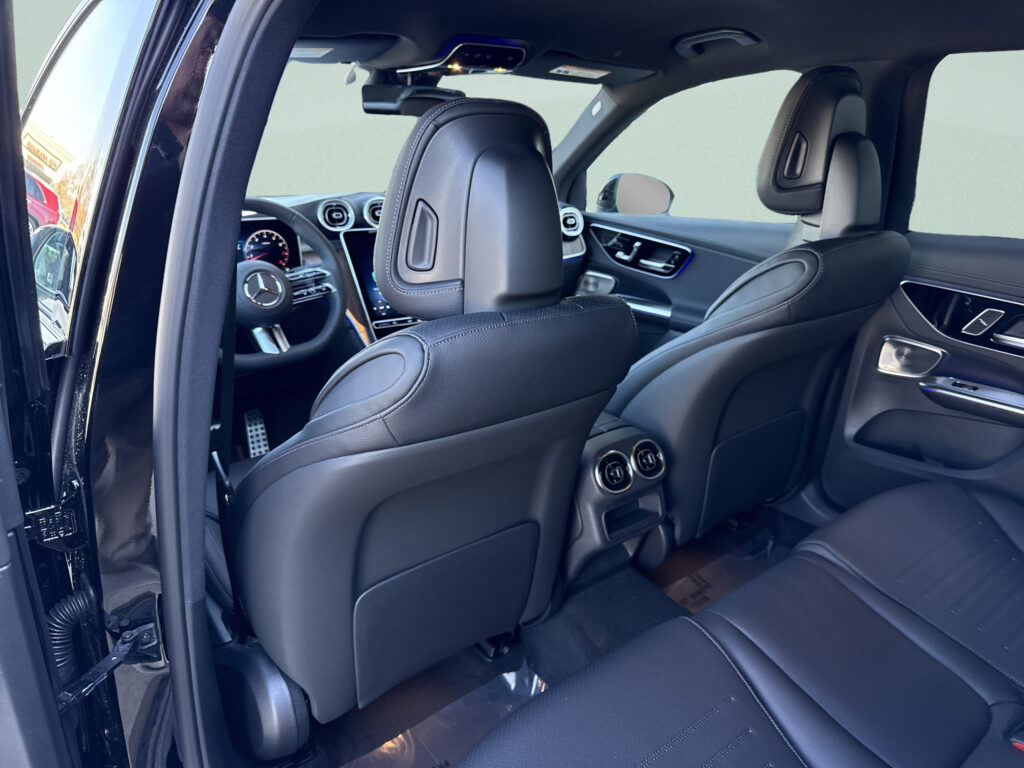 2026 Mercedes-Benz  GLC 300