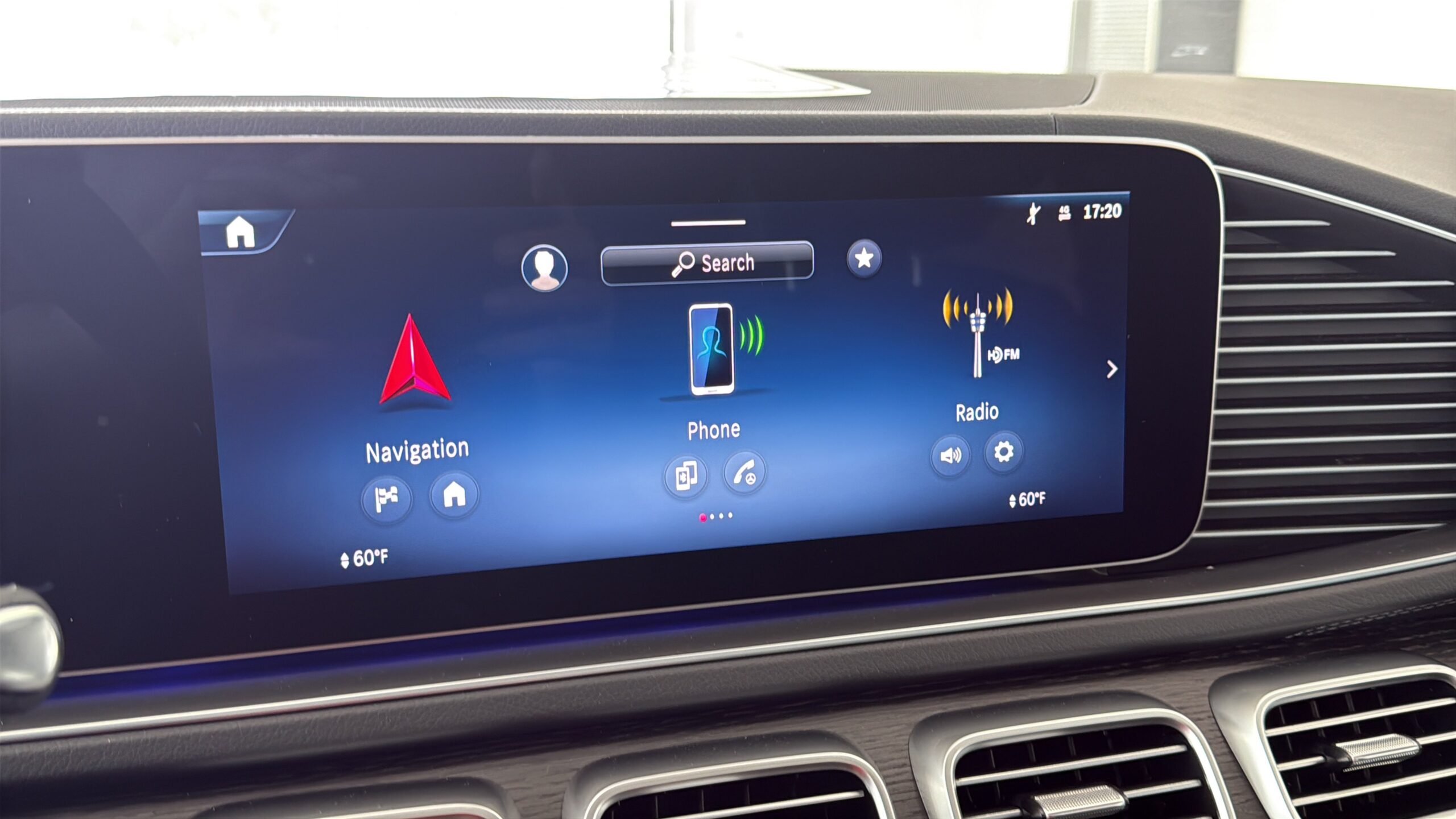 2026 Mercedes-Benz  GLS 450