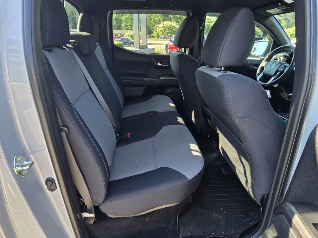 2021 Toyota Tacoma 2WD SR5