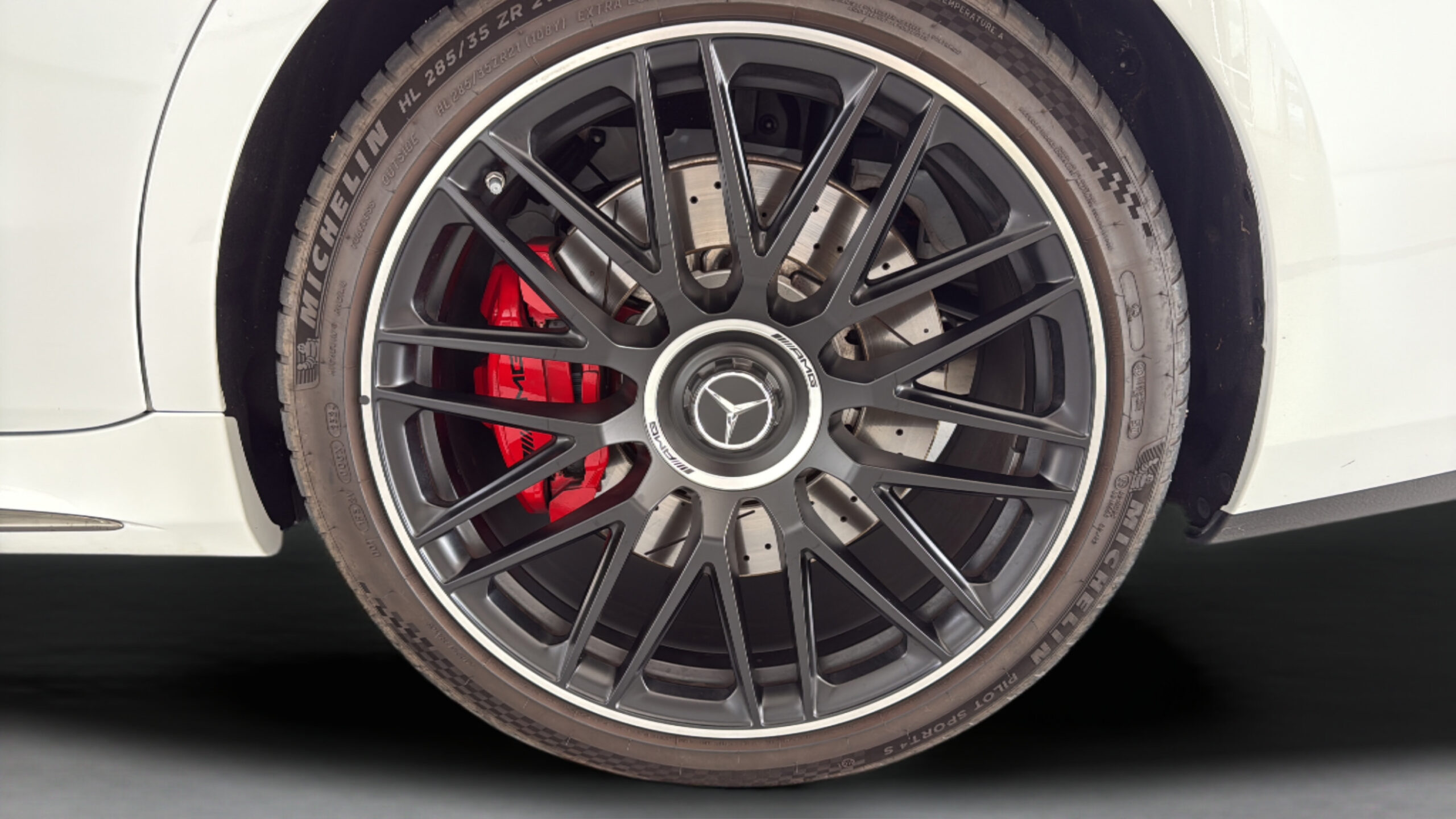 2025 Mercedes-Benz S-Class AMG S 63 E