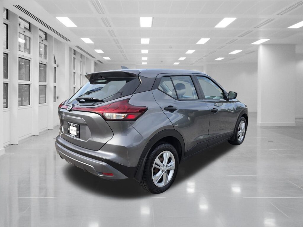 2021 Nissan Kicks S