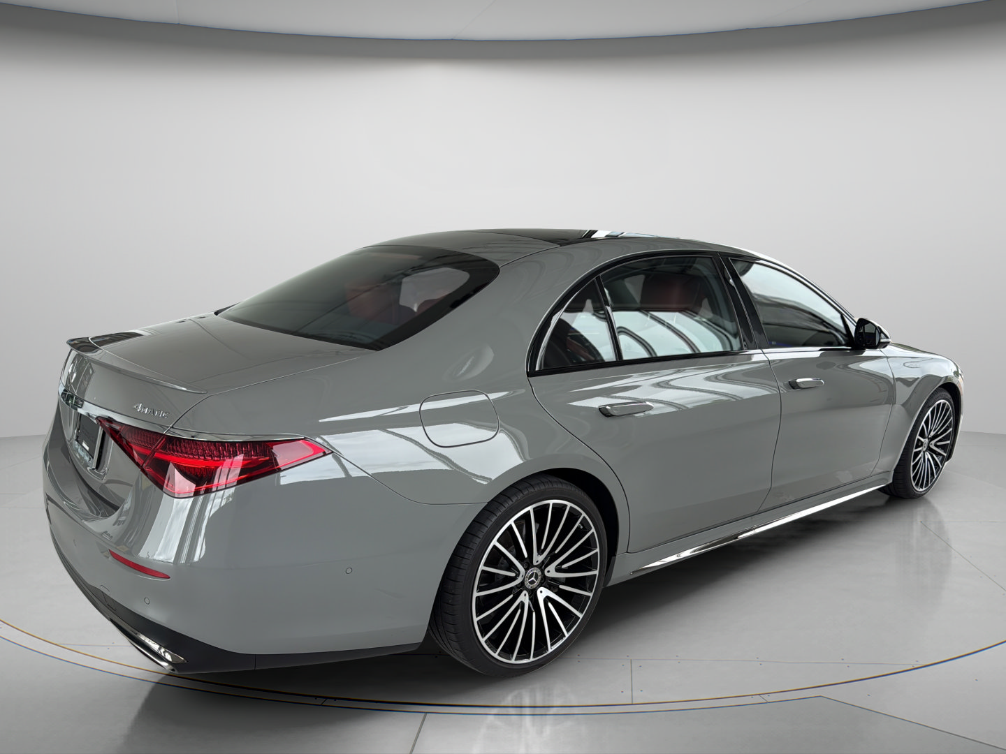 2023 Mercedes-Benz  S 580