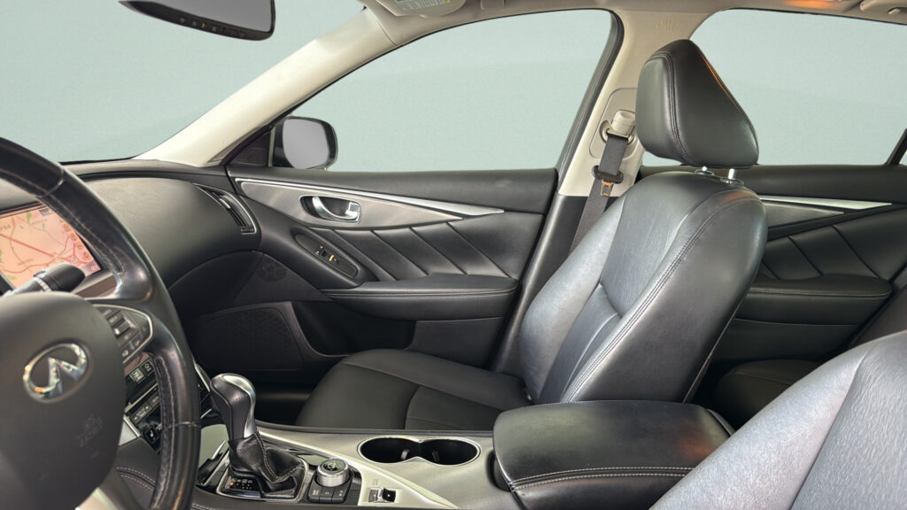 2015 INFINITI Q50 Premium