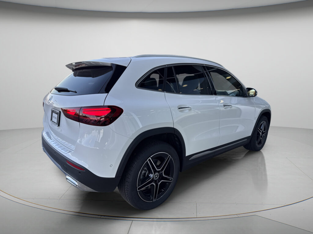 2026 Mercedes-Benz  GLA 250