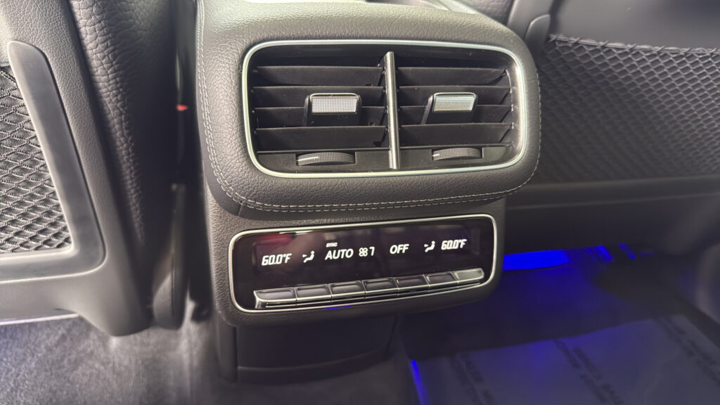 2026 Mercedes-Benz  GLS 450