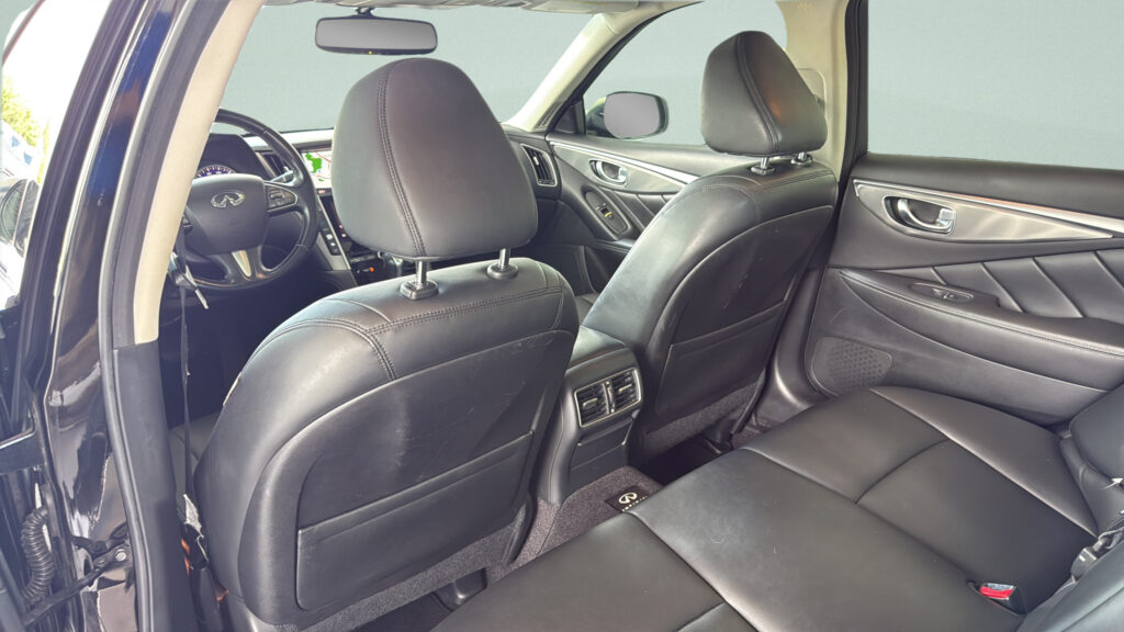 2015 INFINITI Q50 Premium