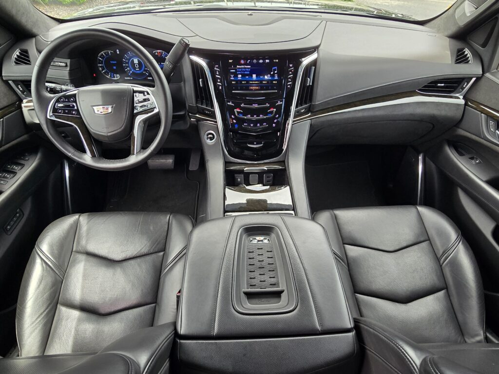 2017 Cadillac Escalade Platinum
