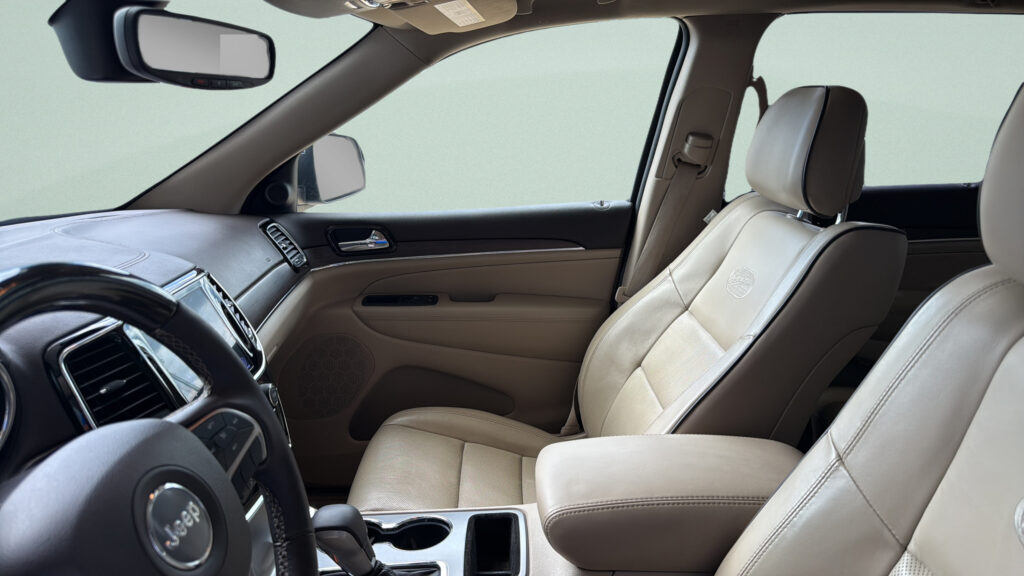 2020 Jeep Grand Cherokee Overland