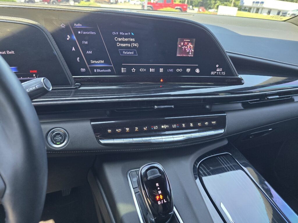 2024 Cadillac Escalade 4WD Sport