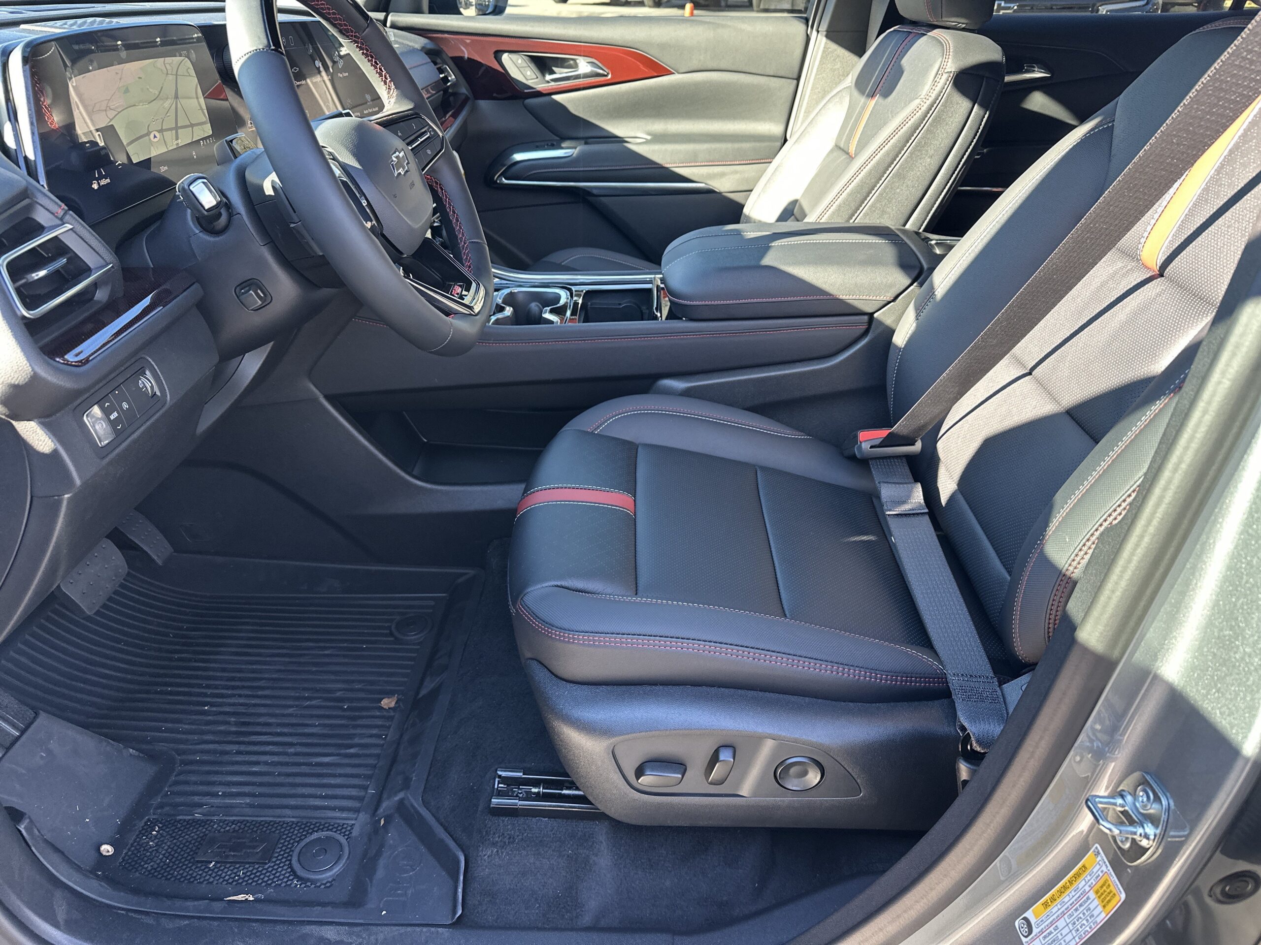 2026 Chevrolet Traverse FWD RS