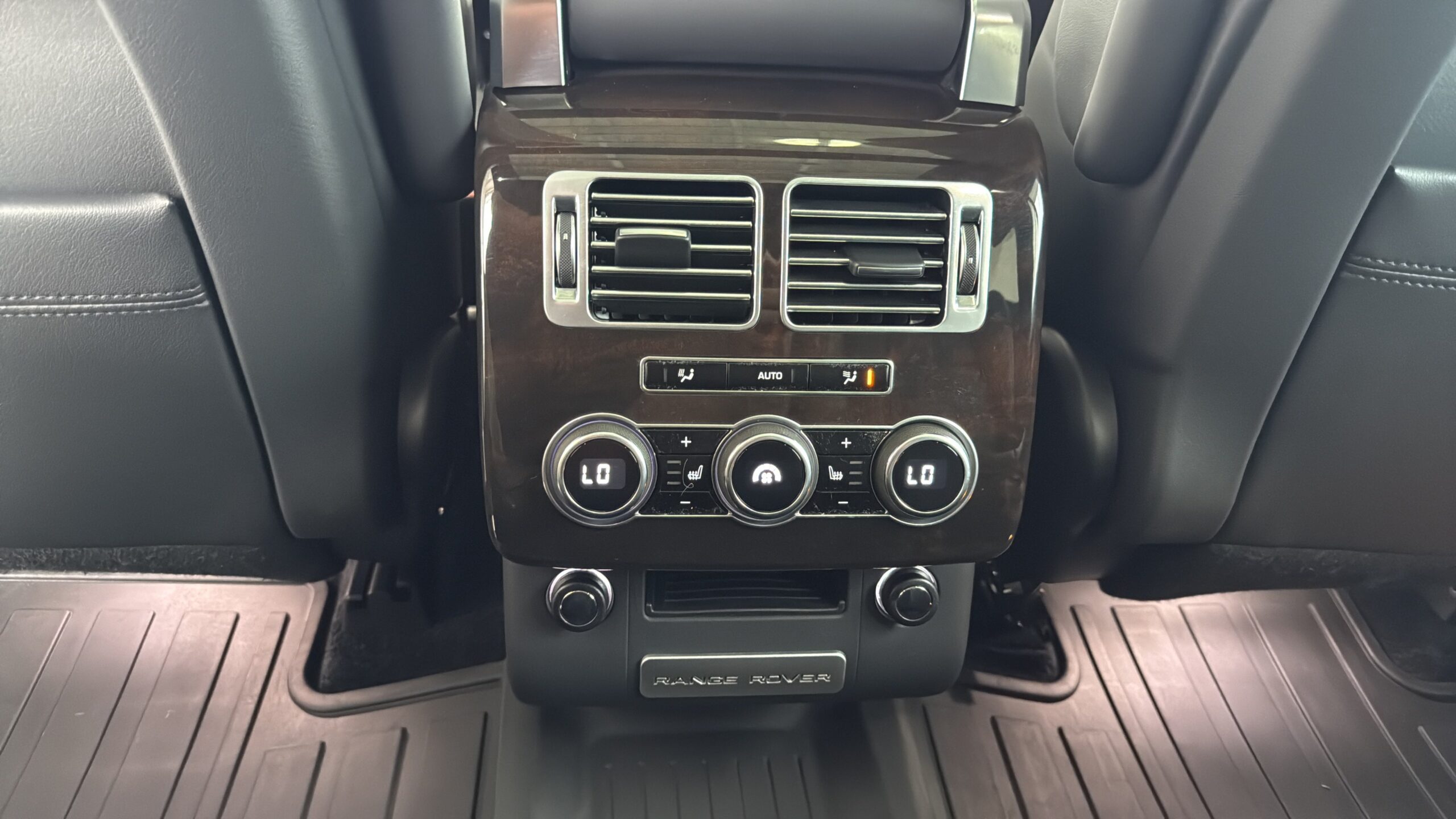 2014 Land Rover Range Rover HSE