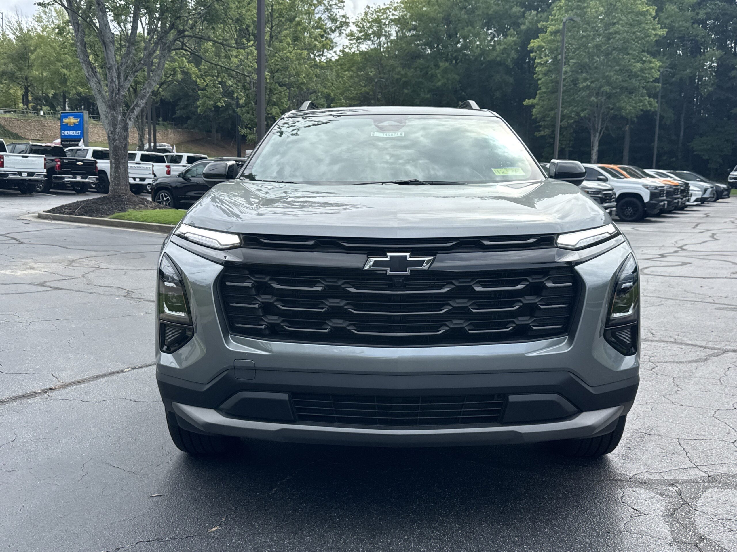 2027 Chevrolet Equinox FWD LT