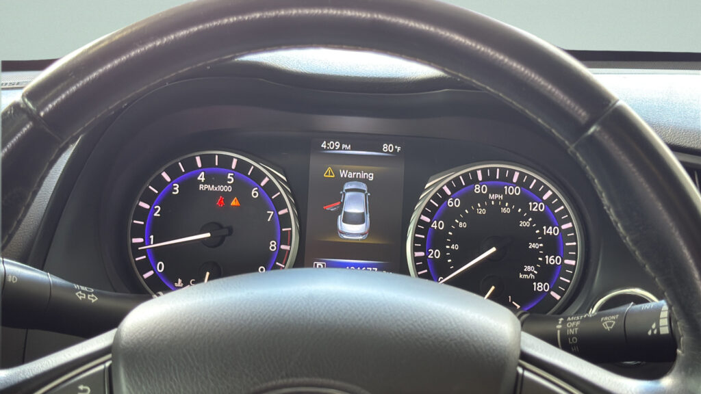 2015 INFINITI Q50 Premium