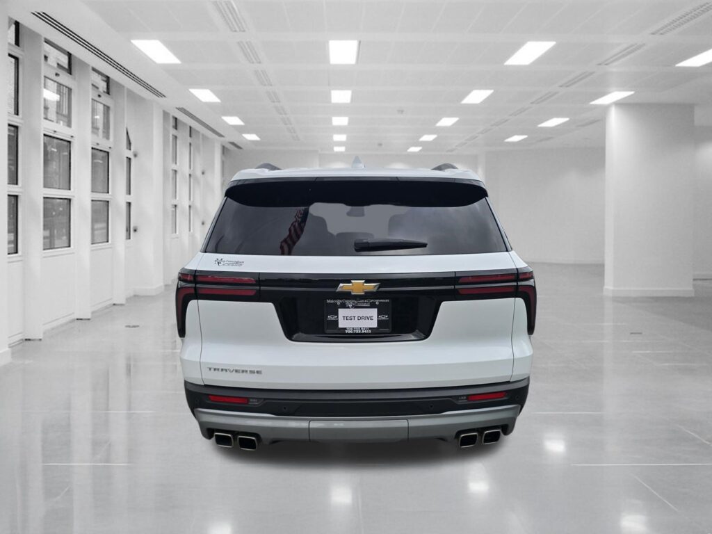2025 Chevrolet Traverse FWD LT