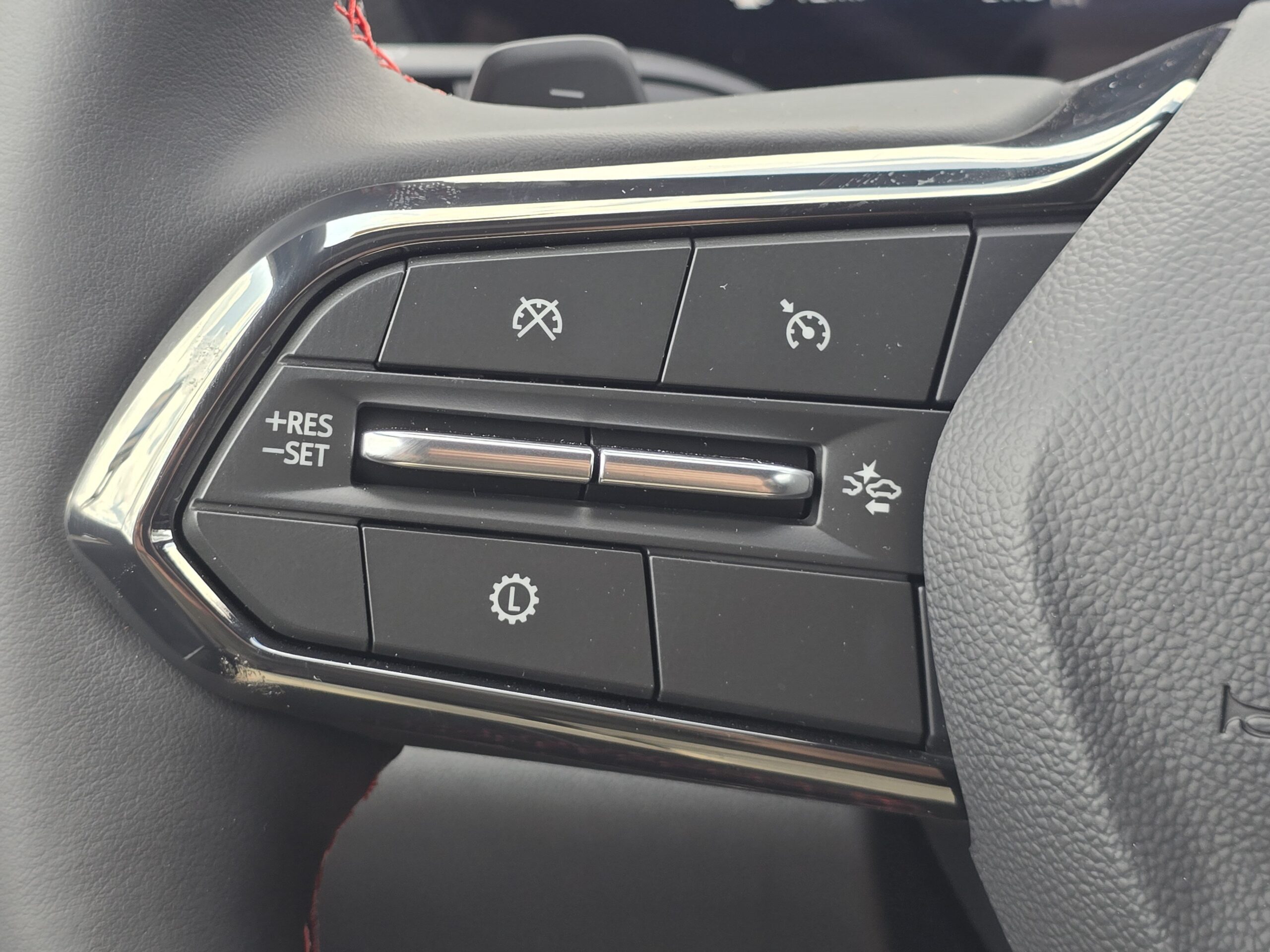 2027 Chevrolet Equinox AWD RS
