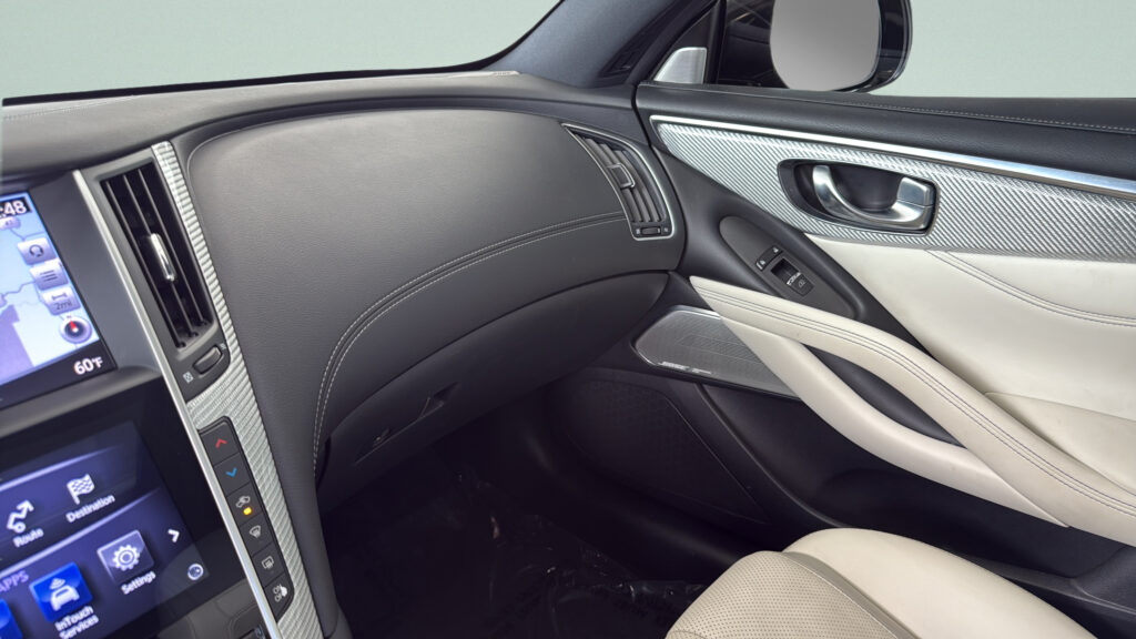 2018 INFINITI Q60 RED SPORT 400
