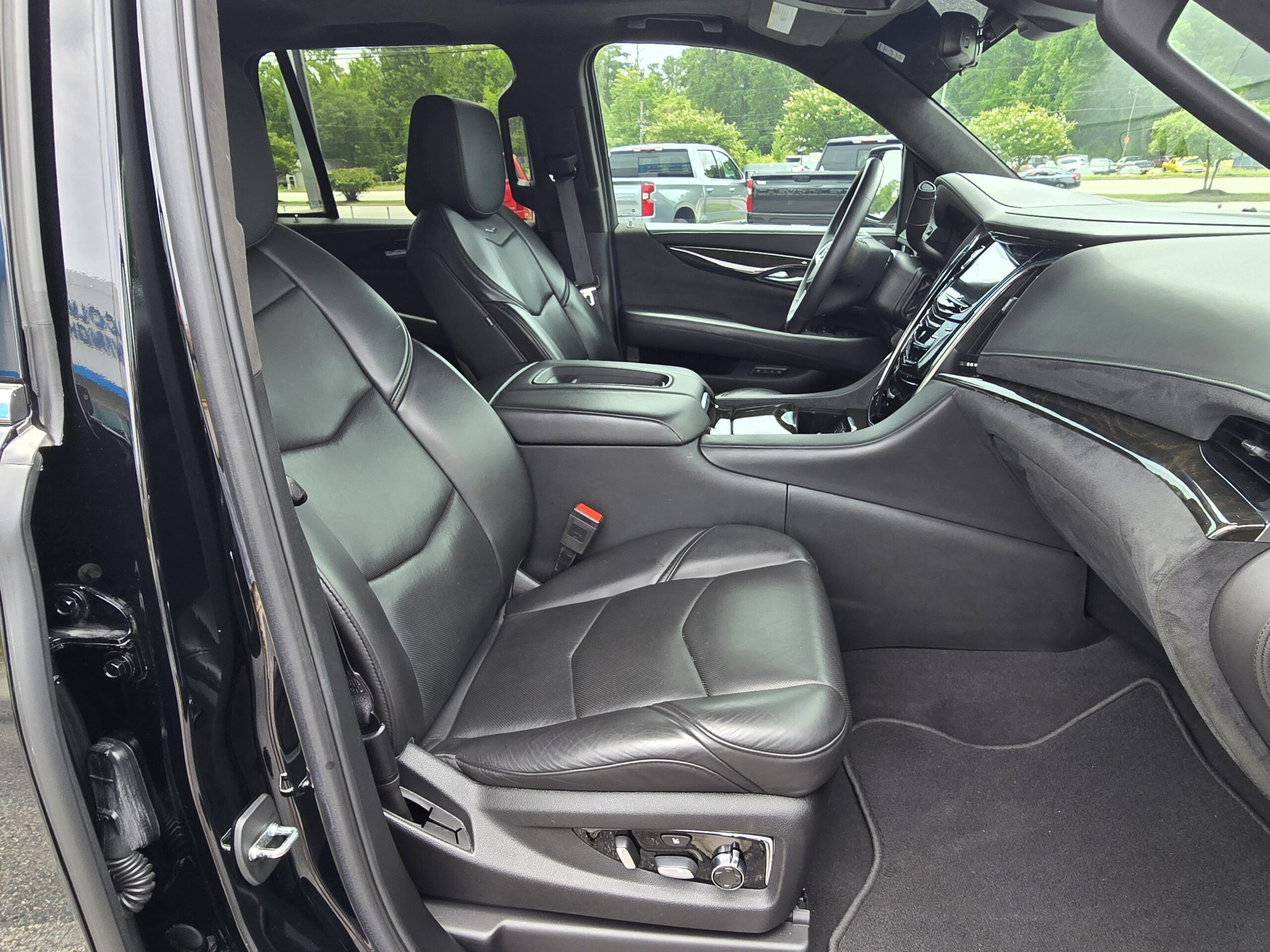 2017 Cadillac Escalade Platinum