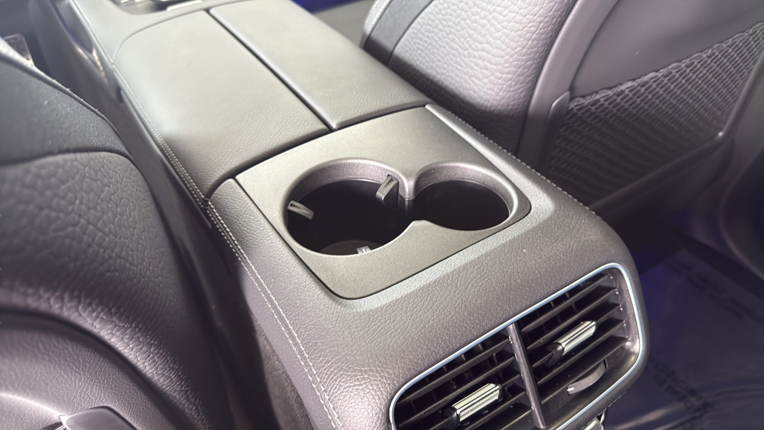 2026 Mercedes-Benz  GLS 450