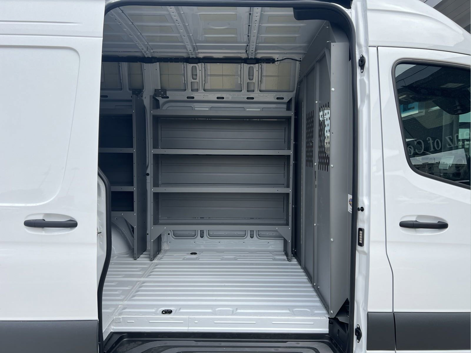 2024 Mercedes-Benz Sprinter Cargo Van LEONARD OUTFITTER 2500