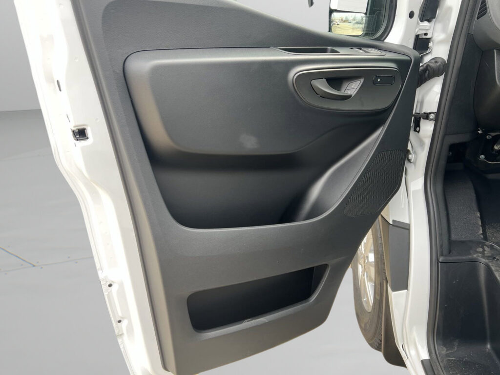 2024 Mercedes-Benz Sprinter Cargo Van LEONARD OUTFITTER 2500
