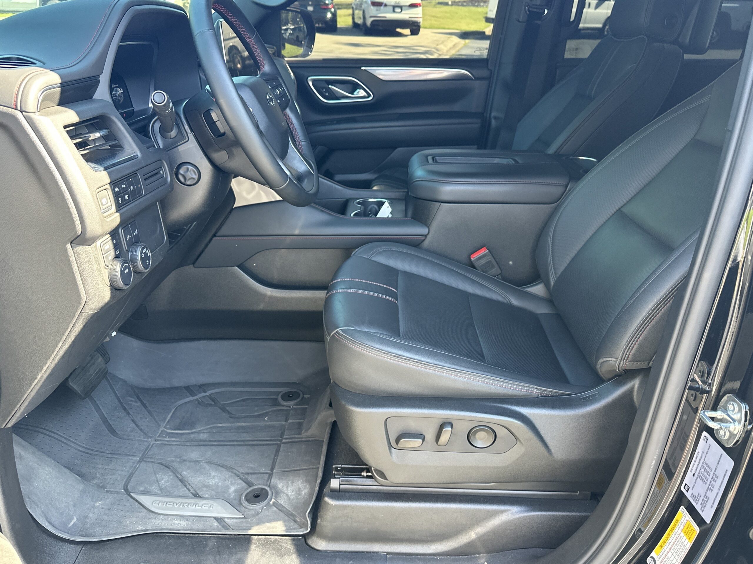 2024 Chevrolet Suburban RST