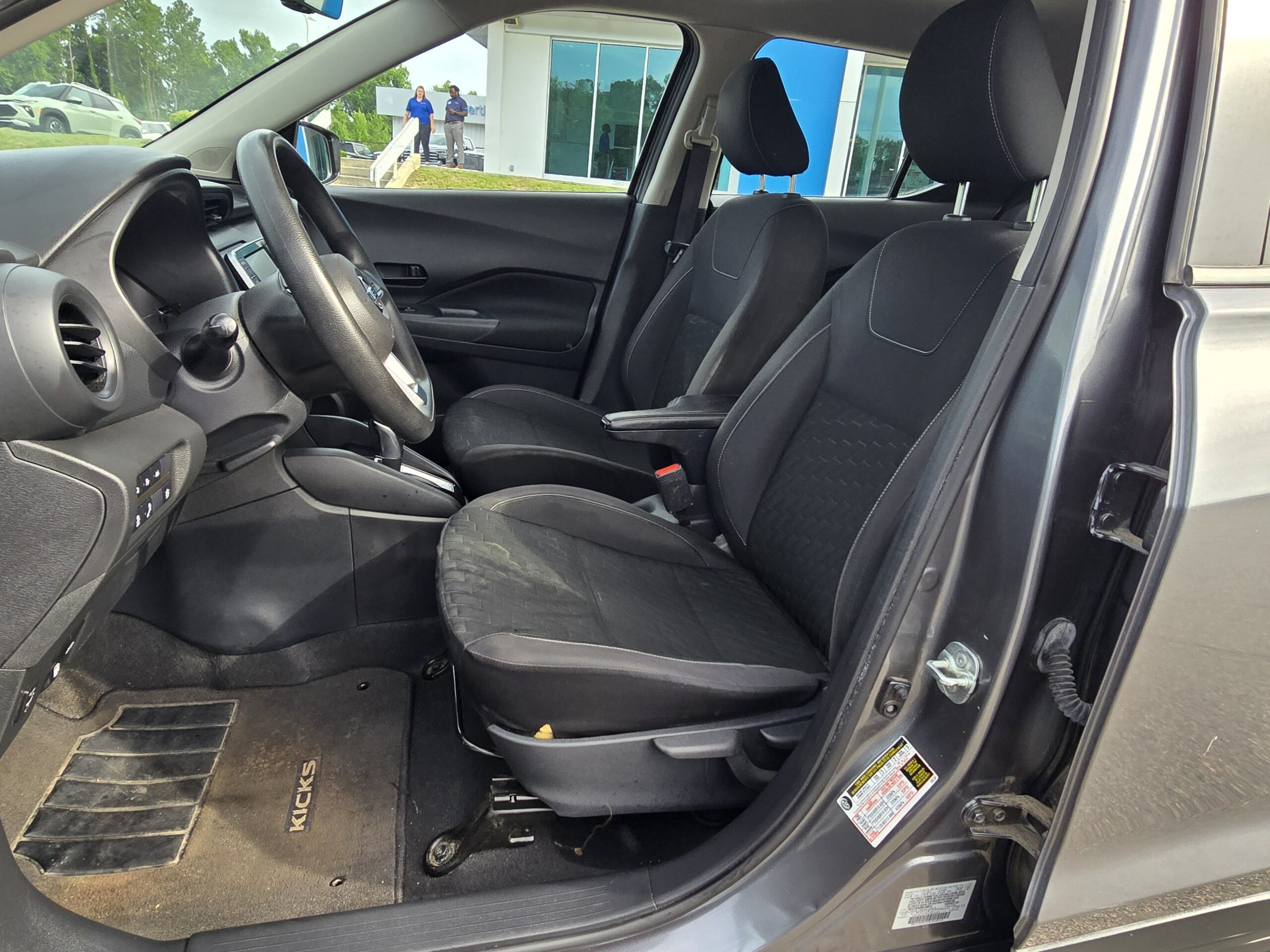 2021 Nissan Kicks S