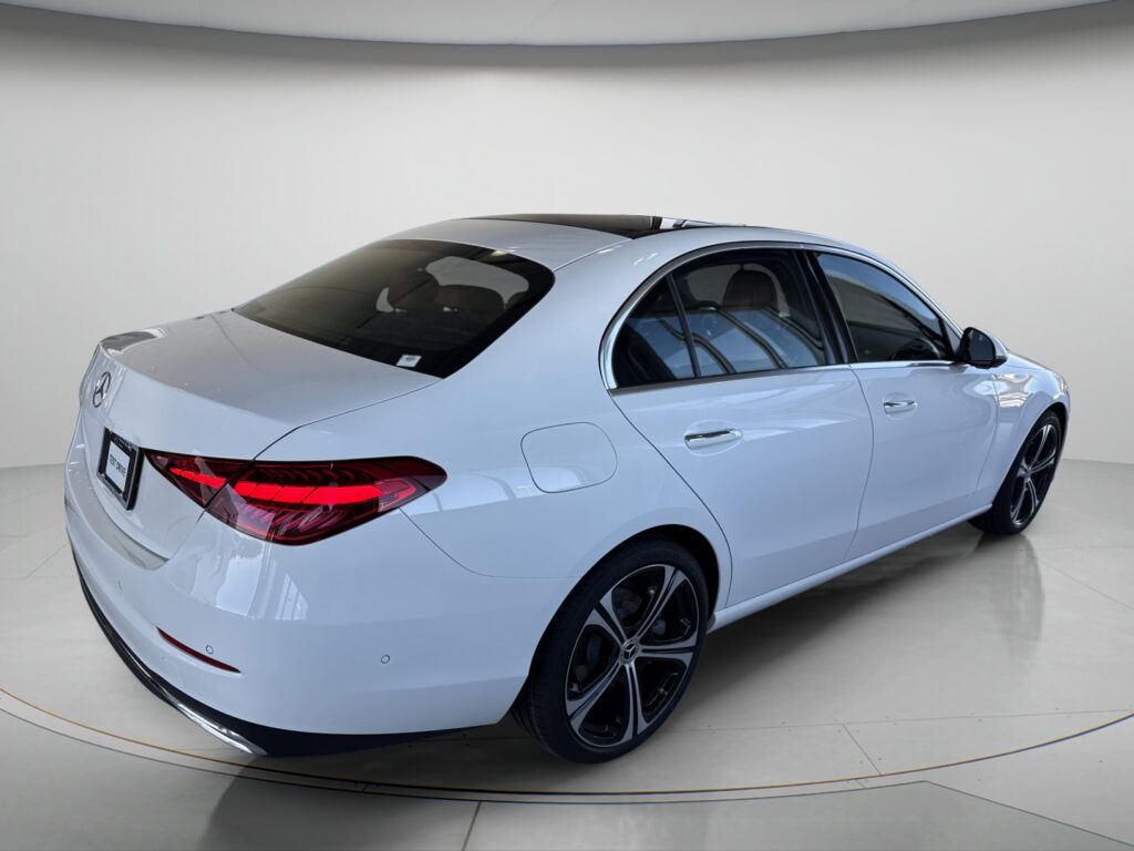 2026 Mercedes-Benz  C 300