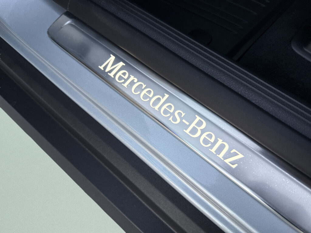 2026 Mercedes-Benz  GLC 300