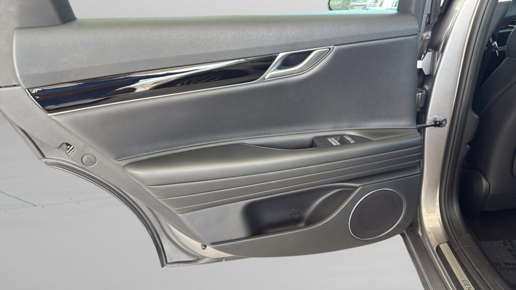 2023 Genesis G80 2.5T