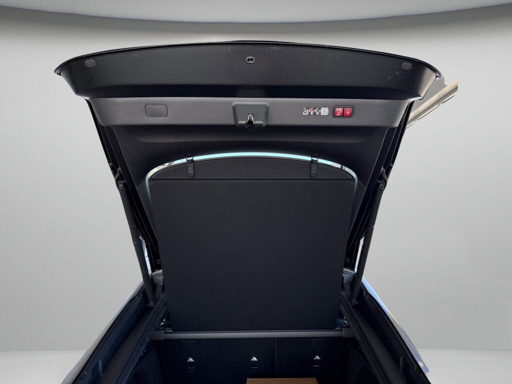 2026 Mercedes-Benz  EQS 450+