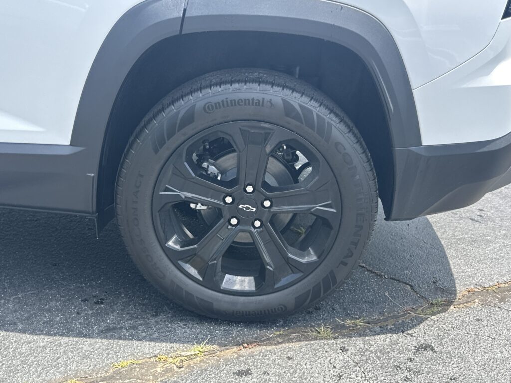 2026 Chevrolet Equinox FWD LT