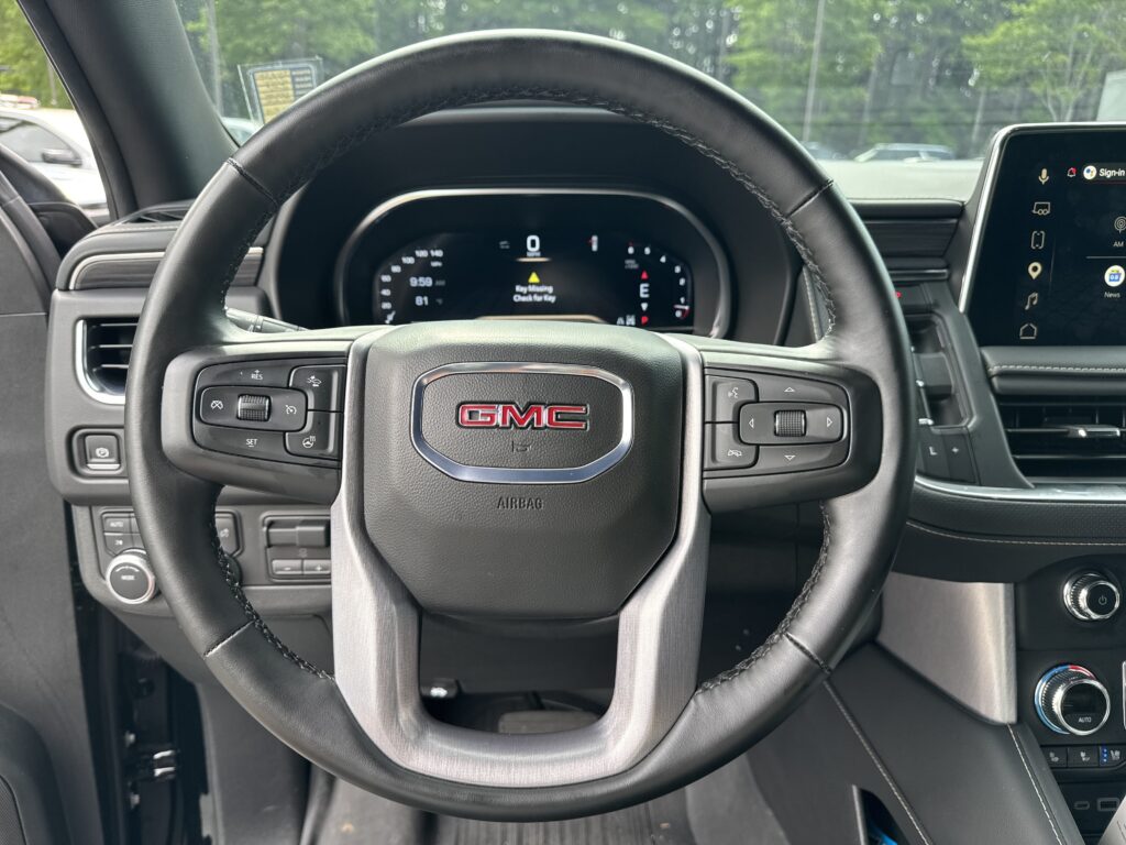 2024 GMC Yukon SLT